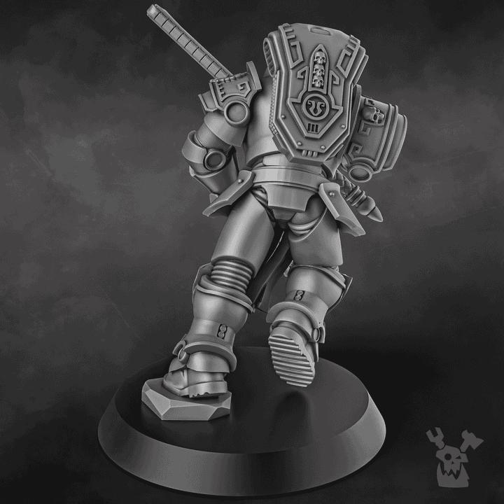 Caelus – Warhammer 40k Compatible Miniature, DakkaDakka – 3D printed 16K resin miniature – photo 6 of 6